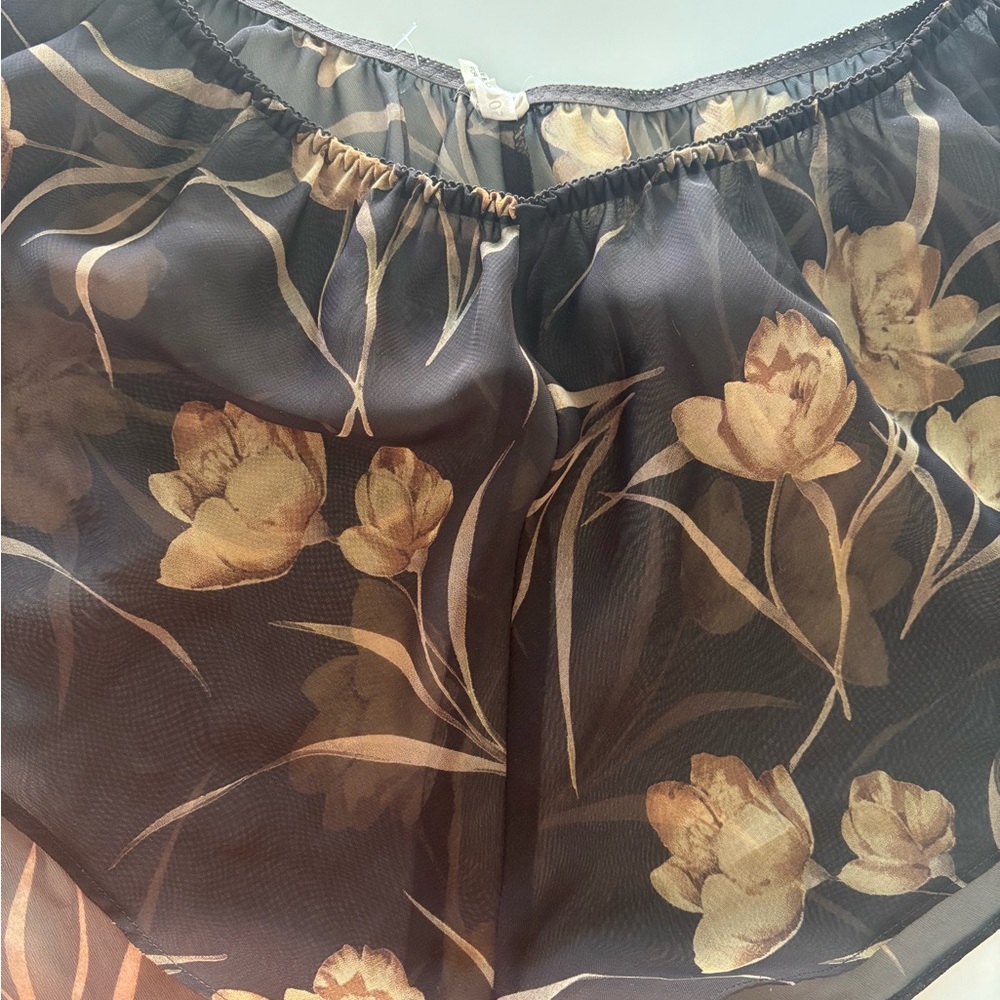 Brown  and Gold Sheer Floral intimate sleepwear Shorts size Large - Picture 3 of 5